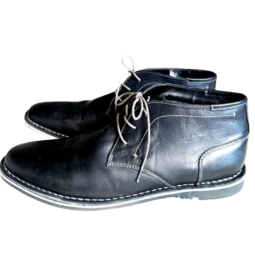 Sharp Steve Madden Black Chucka Boots